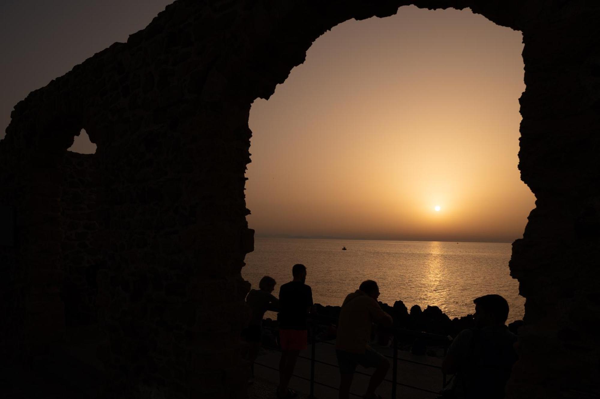 Casa Vacanze Tramonto Alla Marina Cefalú Exterior foto