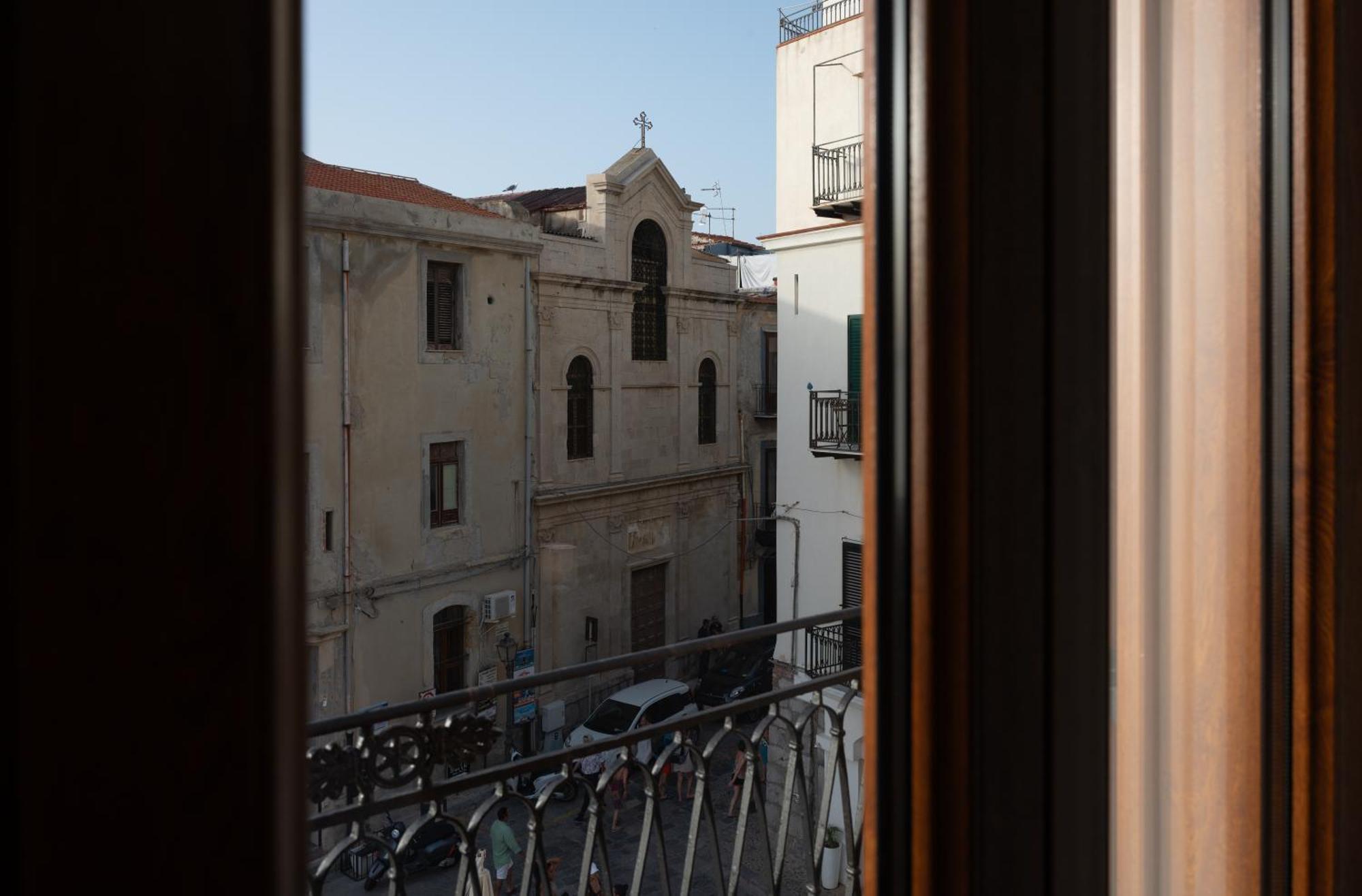 Casa Vacanze Tramonto Alla Marina Cefalú Exterior foto