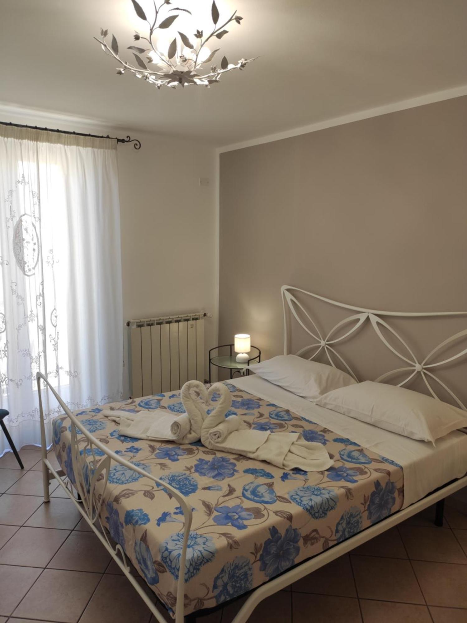 Casa Vacanze Tramonto Alla Marina Cefalú Exterior foto